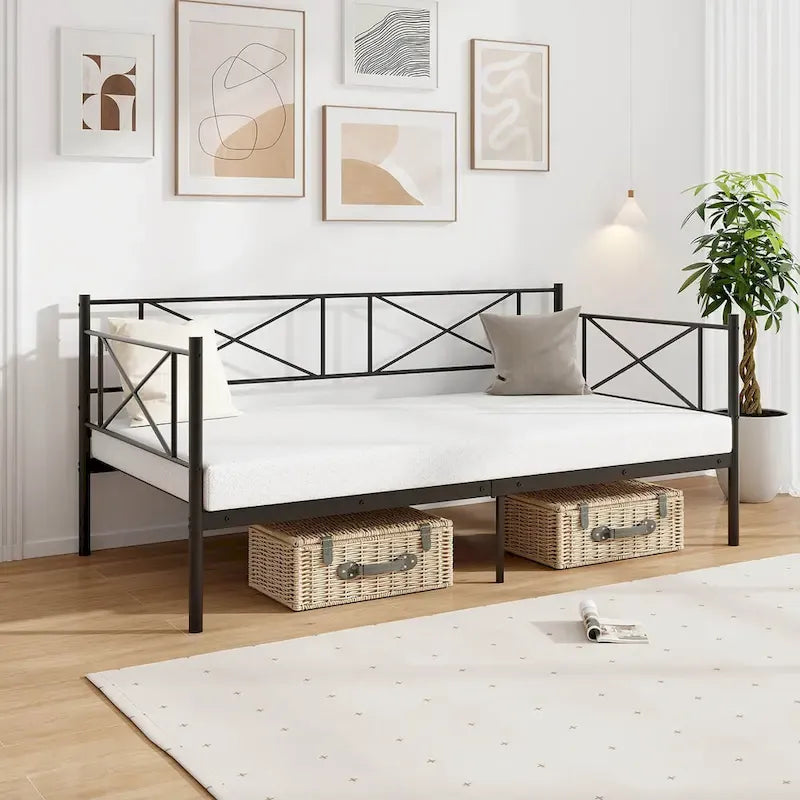 Lit de jour moderne en métal, taille double, plateforme avec structure métallique robuste
