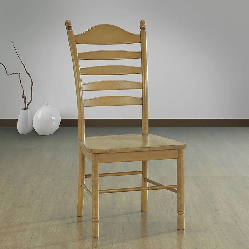 Chaise à dossier échelle